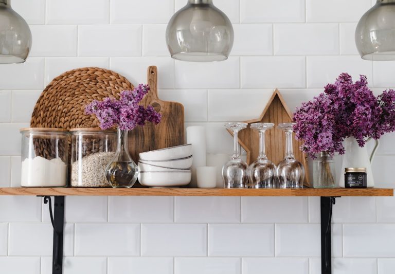 Discover the Essential Kitchen Accessories for Every Home Cook
